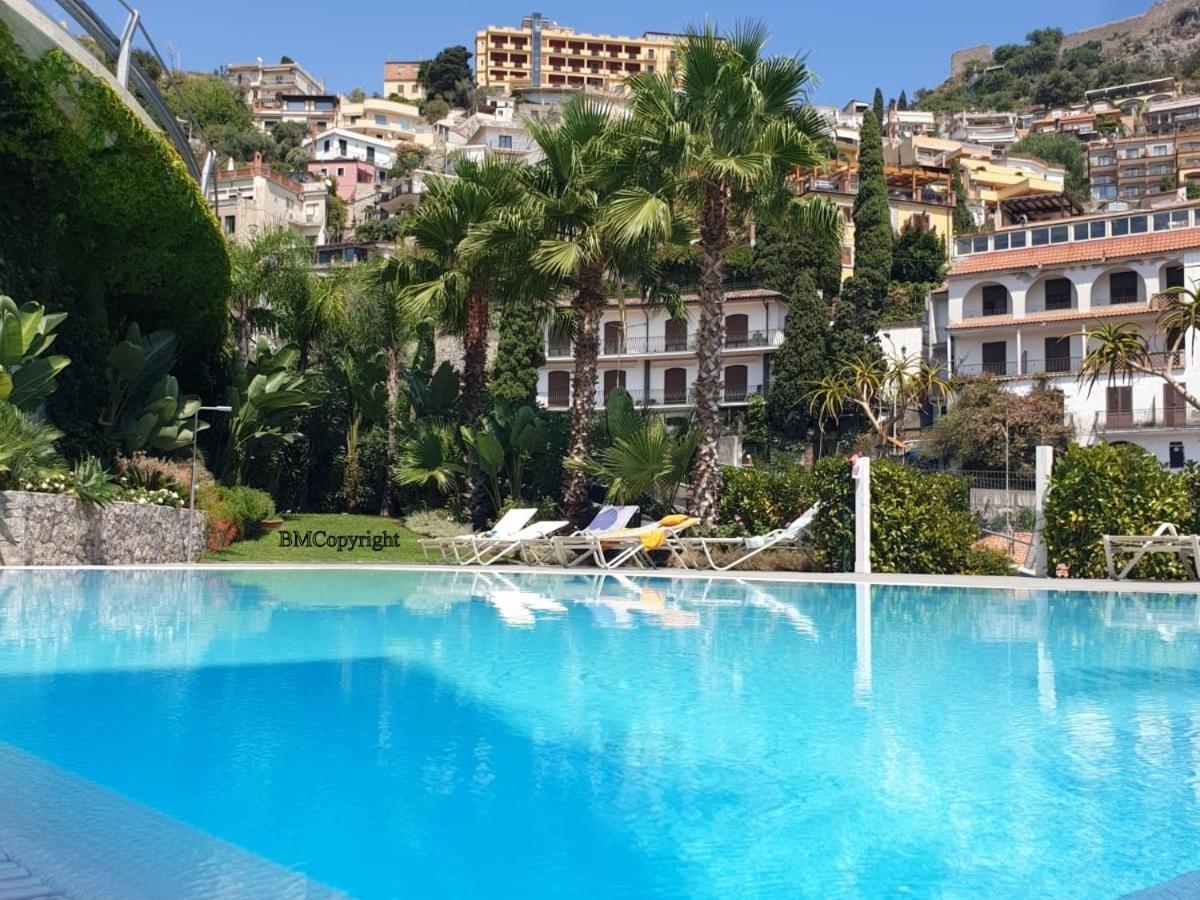 Diana - Taormina Minerva Luxury Apartment By Taormina Holidays Eksteriør billede