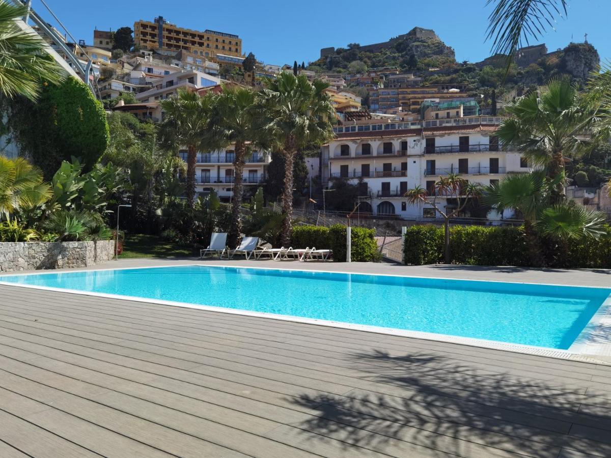 Diana - Taormina Minerva Luxury Apartment By Taormina Holidays Eksteriør billede