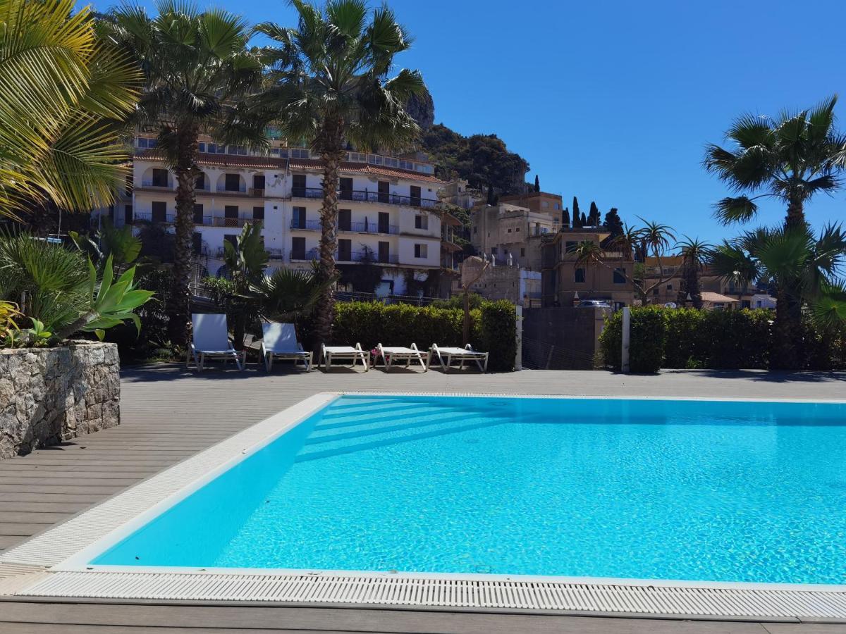 Diana - Taormina Minerva Luxury Apartment By Taormina Holidays Eksteriør billede